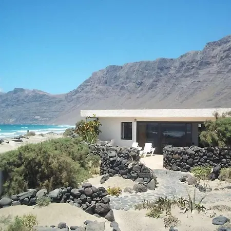 Holiday home Sleeps 4 Wifi *